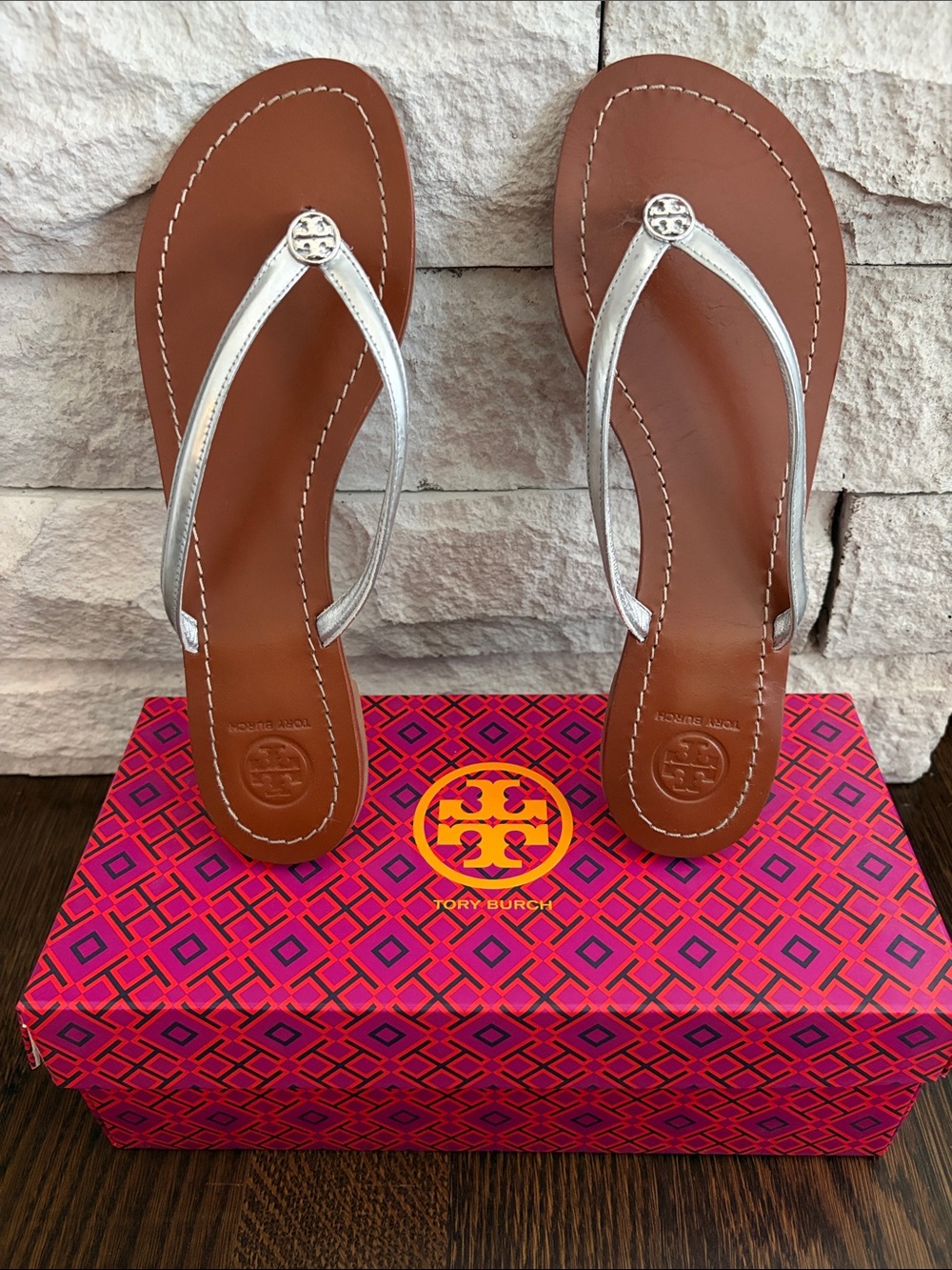 Tory Burch Terra Thong - Silver - Picture 2 of 6